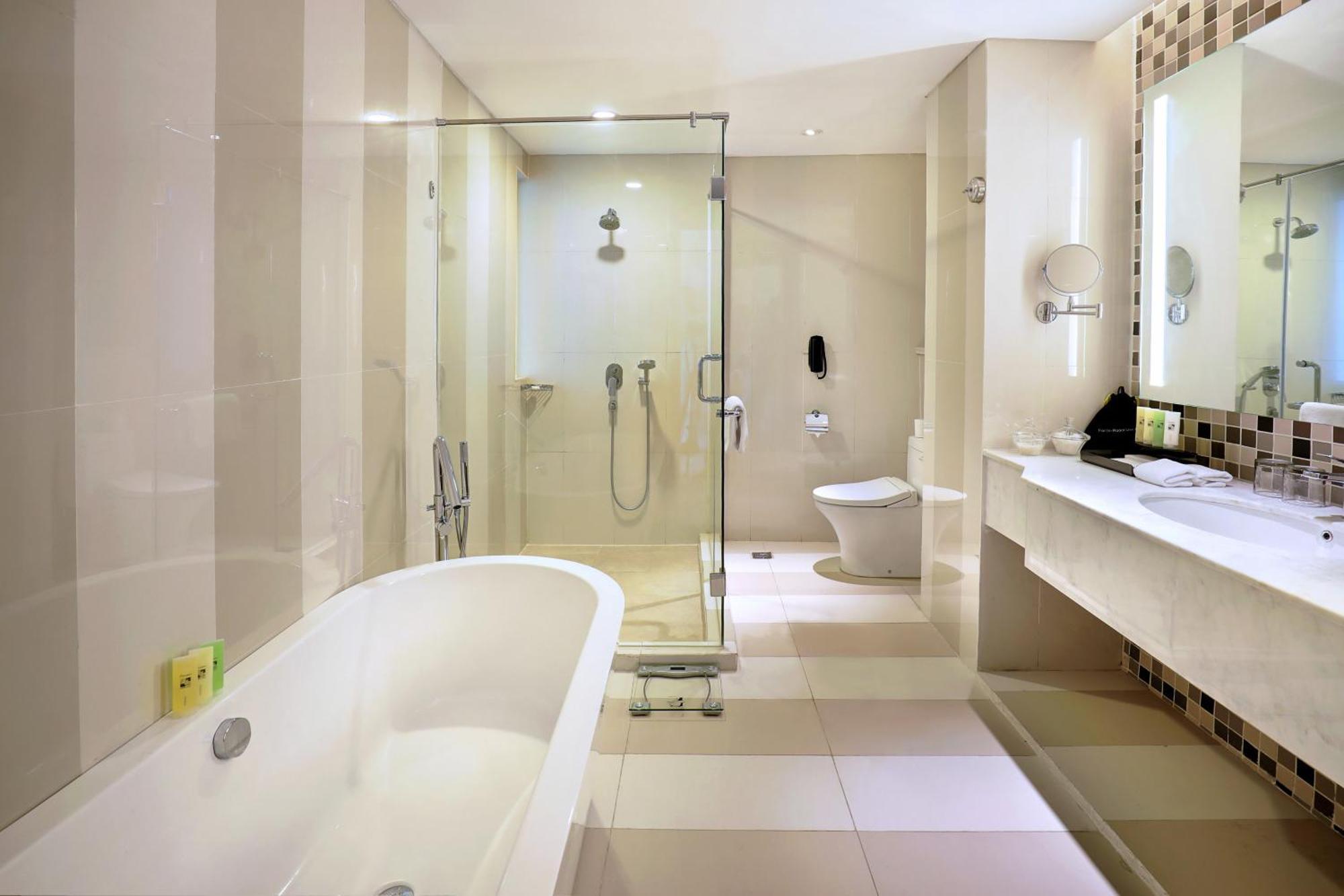 Hotel Ciputra Cibubur Managed By Swiss-Belhotel International Kültér fotó