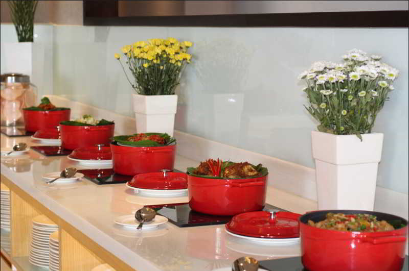 Hotel Ciputra Cibubur Managed By Swiss-Belhotel International Kültér fotó
