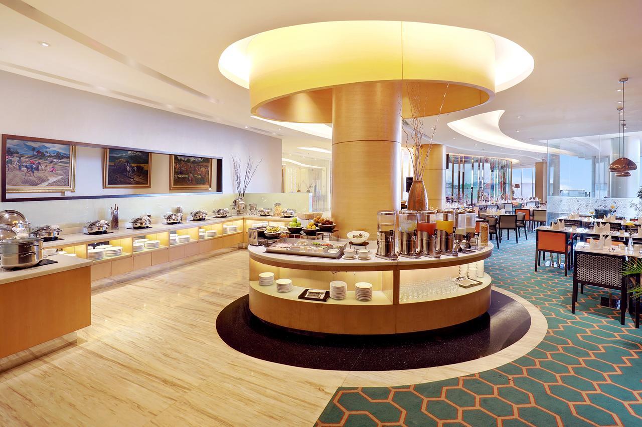 Hotel Ciputra Cibubur Managed By Swiss-Belhotel International Kültér fotó